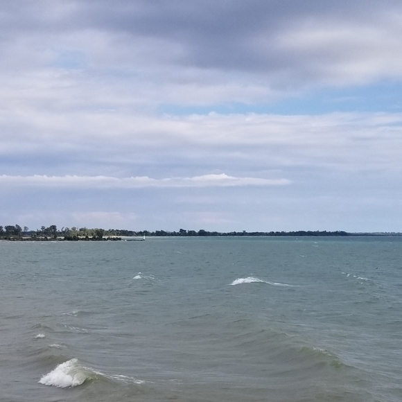 Meet your Posher, Krista - Picture 1 of 1